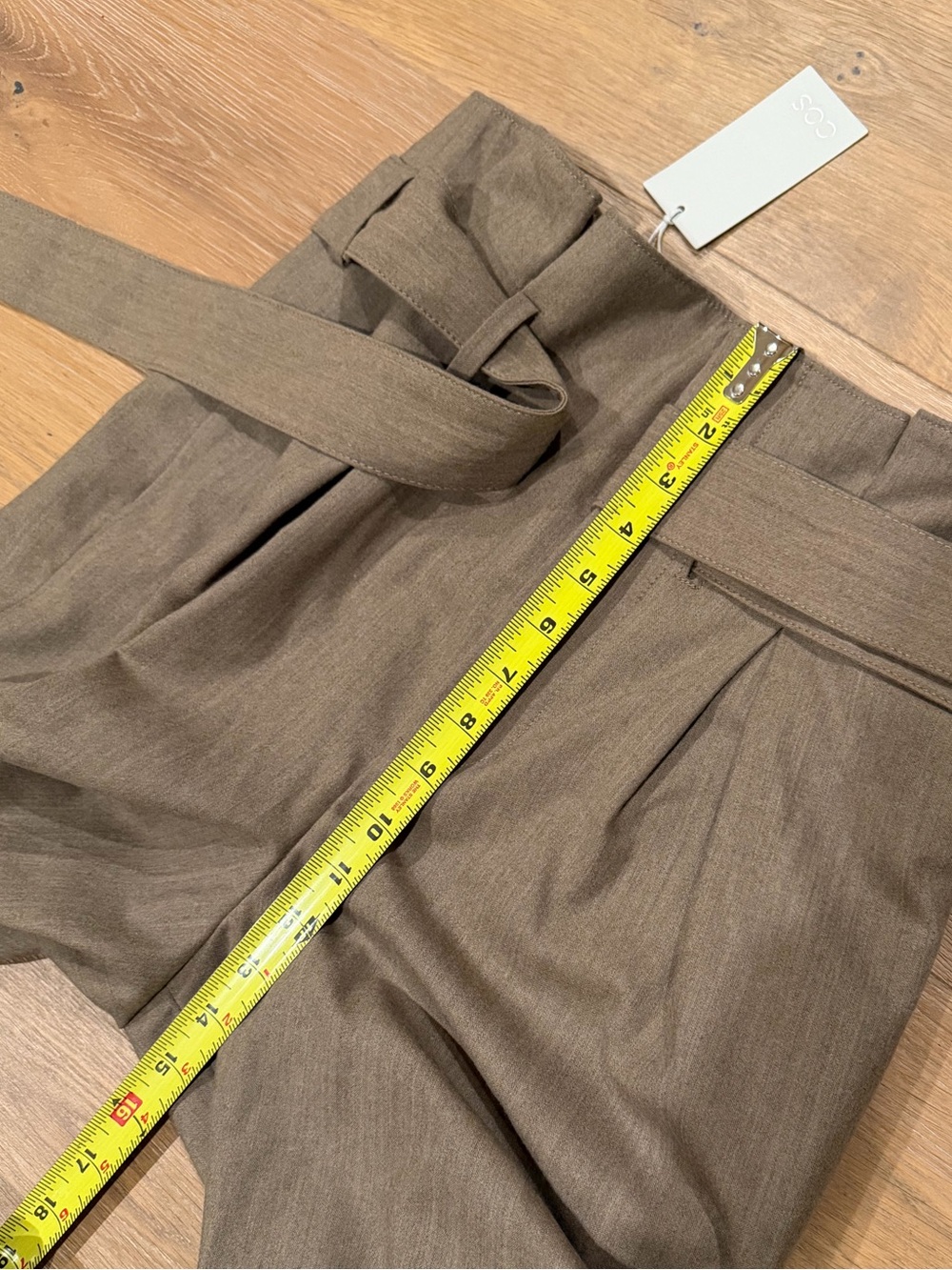 COS Belted Wool Trousers Tan Lightweight Size 6 NWT! - Picture 11 of 13